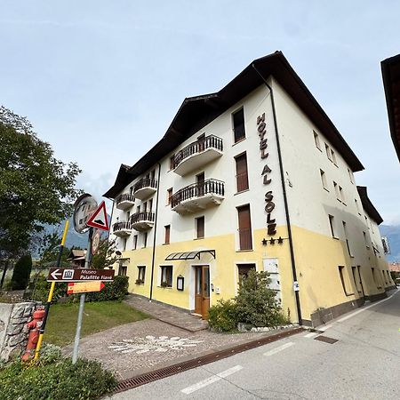 Sport Hotel Al Sole Fiavè Eksteriør bilde